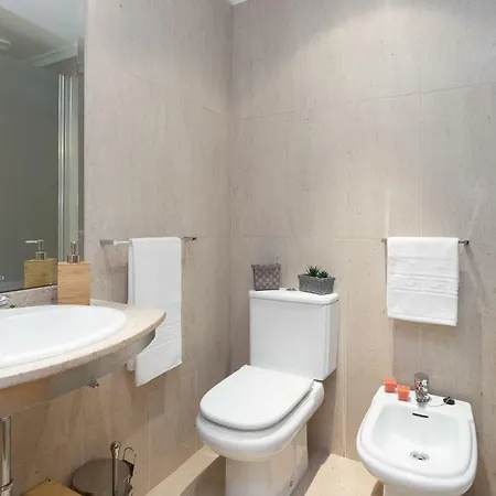 Deluxe Modern Flat With Balcony By Host Wise Apartment Porto