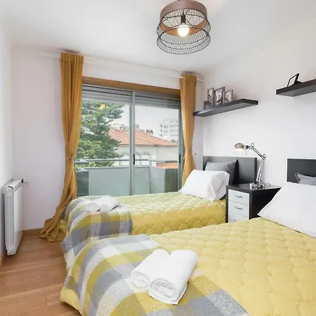 Apartment Deluxe Modern Flat With Balcony By Host Wise Porto