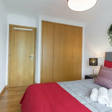 Deluxe Modern Flat With Balcony By Host Wise Porto