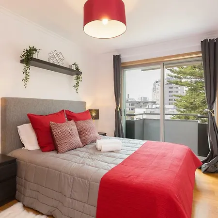 Deluxe Modern Flat With Balcony By Host Wise Apartment Porto